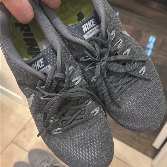 Nike Gray Sneakers - Picture 2 of 5